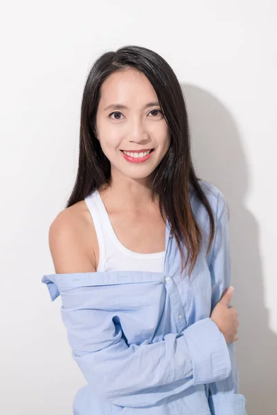 Jovem mulher asiática retrato — Fotografia de Stock