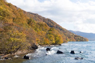 Towada sahil Sonbahar sezonu