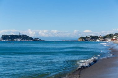 Enoshima ve Koshigoe sahil