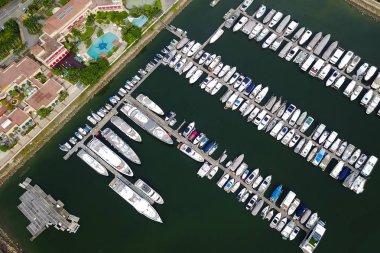 Hong Kong şehir içinde tayfun sığınak