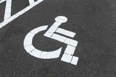 Devre dışı park yeri işaretlemek