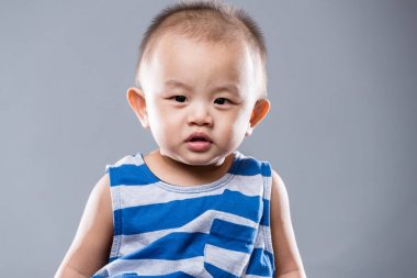 şirin Asyalı küçük çocuk