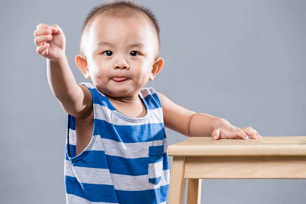 Aziatische Kleine Babyjongen — Stockfoto