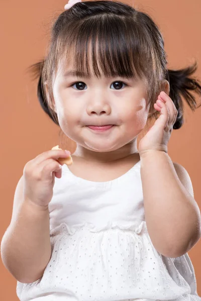 Schöne Kleine Mädchen Portrait — Stockfoto