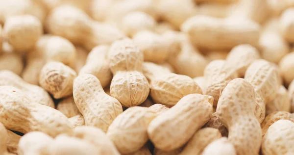 Stapel Erdnüsse Mit Schale Großaufnahme — Stockfoto