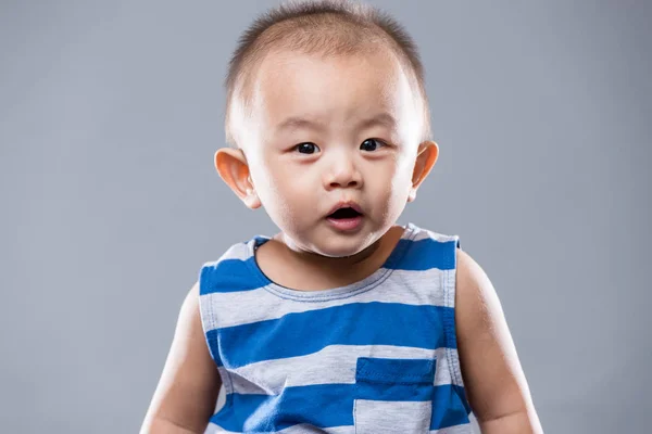 Aziatische Little Boy Portret — Stockfoto