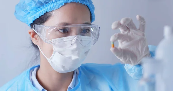 Woman Scientist Working Laboratory — Stock Photo, Image