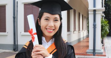 Kadın olsun mezuniyet Üniversitesi'nde heyecan 