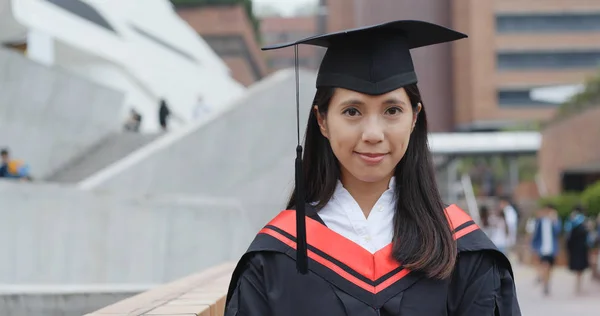 Graduación Mujer Universidad —  Fotos de Stock