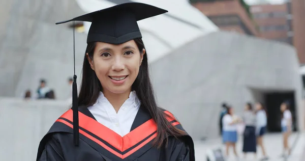 Donna Sicura Laurea Università — Foto Stock