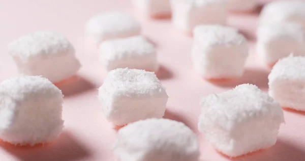 White Marshmallow Candies Pink Background — Stock Photo, Image