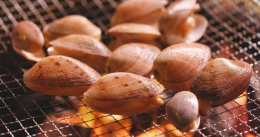 Taze istiridye Barbekü yanıyor 