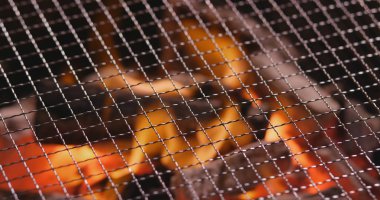 Metal net ile yangın Barbekü kömüre 