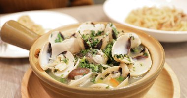 Restoran sıcak deniz tarağı çorbası 