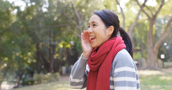 Happy Woman Standing Park Yelling Something — Stock Photo, Image