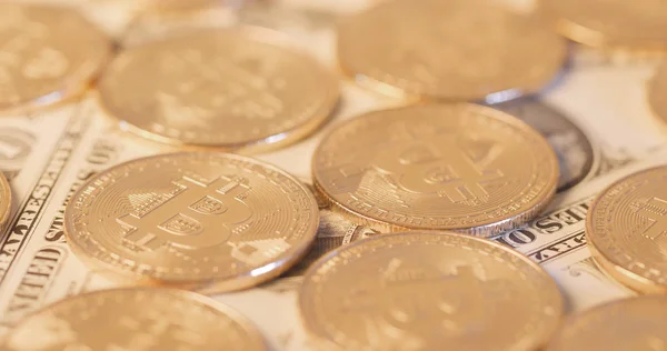Bitcoin Nad Čínské Bankovky Zblízka — Stock fotografie