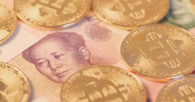 Bitcoins Çin banknotlar üzerinde kapat
