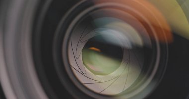 Profesyonel kamera lens odaklama ve zum 