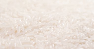 Arka plan beyaz pirinç kapatın