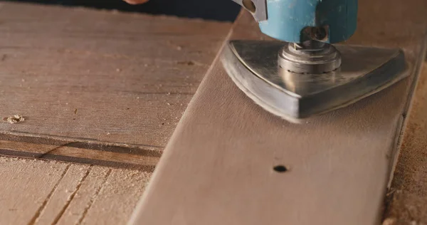 Router Eléctrico Mano Sobre Tabla Madera — Foto de Stock