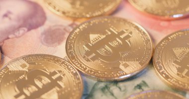Bitcoins Çin banknotlar renminbi üzerinde 