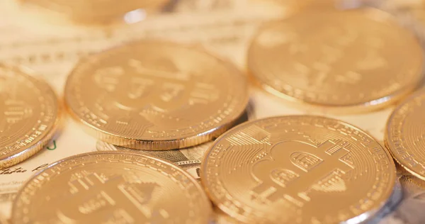 Bitcoins Sur Les Billets Chinois Renminbi — Photo