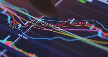 Analiz borsa verileri dijital ekranda 