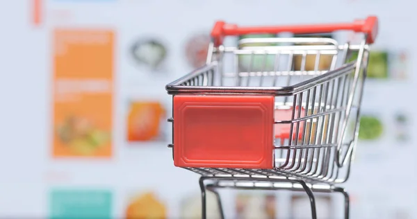 Small Cart Online Shop Website — Stock Photo, Image