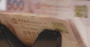 Para sayma makinesi yakın çekim 