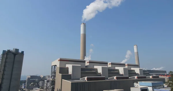 Fábrica Industrial Sobre Cielo Azul — Foto de Stock