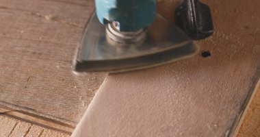 Elektrikli el yönlendiricisi tarafından ahşap değirmeni 