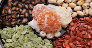 Ay yeni yıl için geleneksel Çince aperatif tepsisi 