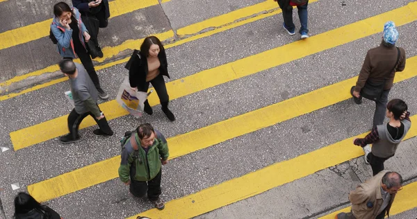 Mong Kok Hong Kong Fevereiro 2018 Pessoas Andando Rua — Fotografia de Stock