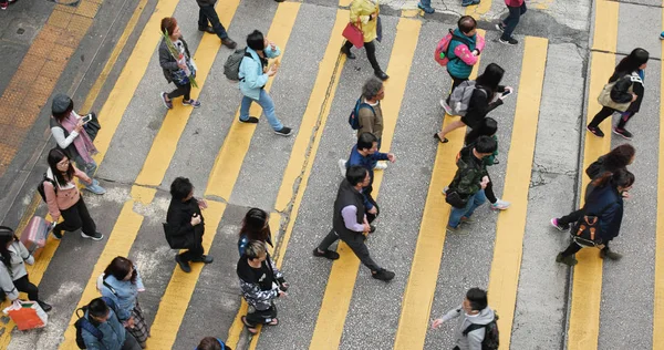 Mong Kok Hong Kong Fevereiro 2018 Pessoas Andando Rua — Fotografia de Stock