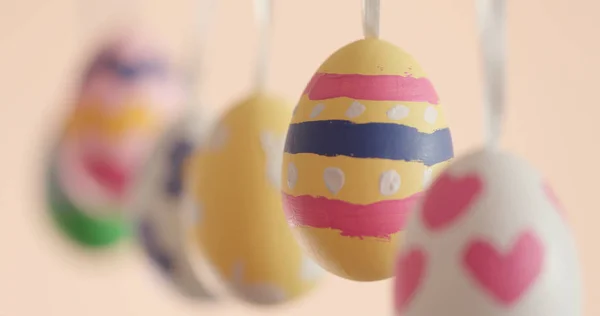 Huevos Pascua Colgando — Foto de Stock