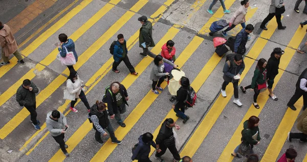 Mong Kok Hong Kong Februari 2018 Aerial People Crossing Road — Stok Foto