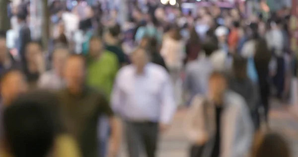 Vue Floue Des Gens Marchant Dans Rue — Photo