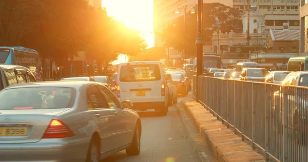 香港尖沙咀 2018年3月 香港在日落时的交通情况 — 图库照片