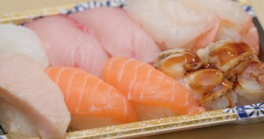 Japon suşi götürün