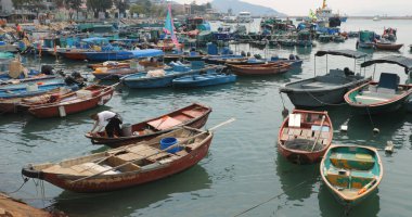 Cheung Chau, Hong Kong - 19 Nisan, 2018: Cheung Chau balıkçı köyü Hong Kong 