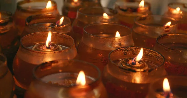 Tai Hong Kong April 2018 Candle Light Burning Man Temple — Stock Photo, Image