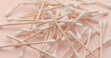 Pamuk temizleme bezi yığını kapat  