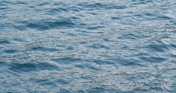 Ola de agua en el mar — Foto de Stock