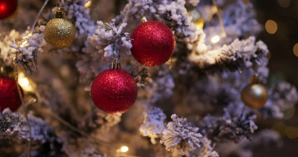 Christmas tree decoration at home — Stock Photo, Image