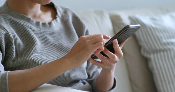 Woman Use Mobile Phone Home — Stock Photo, Image