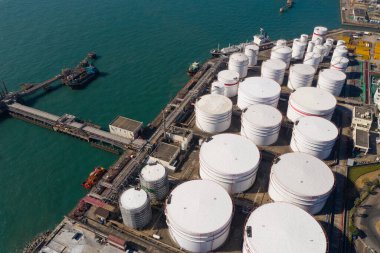 Tsing Yi, Hong Kong 04 Aralık 2019: Hong Kong Petrol Tankı 'nın en iyi manzarası