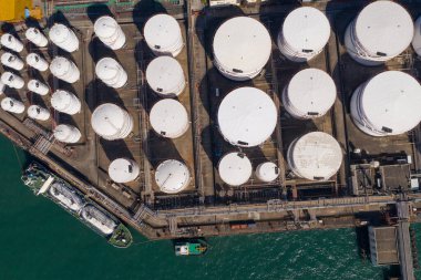 Tsing Yi, Hong Kong 04 Aralık 2019: Hong Kong Petrol Tankı 'nın en iyi manzarası