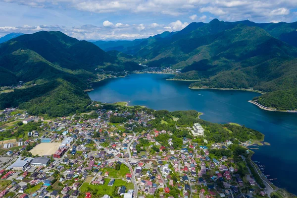 日本の河口湖の空中風景 — ストック写真