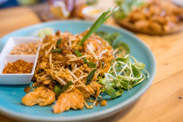 Вкусная Тайская Кухня Pad Thai — стоковое фото