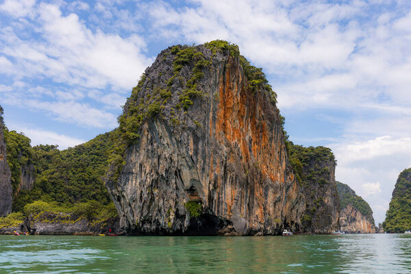 Као Пхин Кан в Таиланде, Пхукет